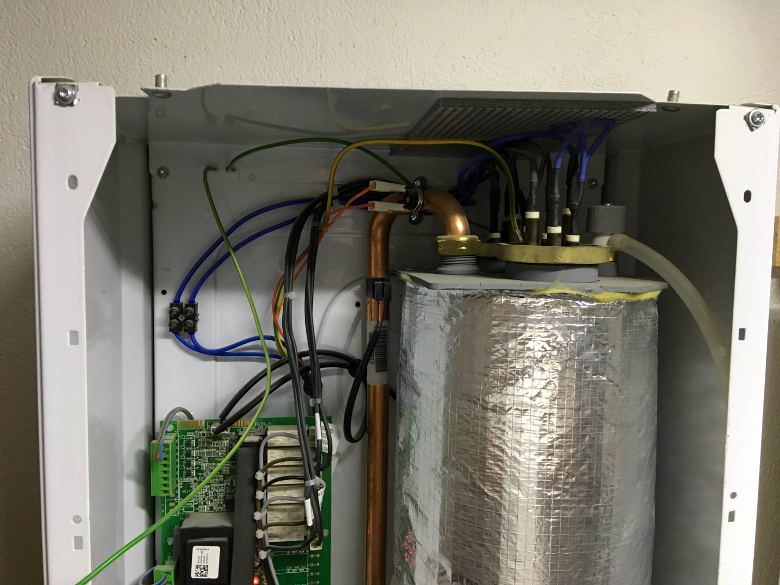 Протерм скат. Protherm 9k. Котел Protherm 12k 12 КВТ модель 2000 года. Протерм БКН разобранный. Протерм Скат 13 версия.