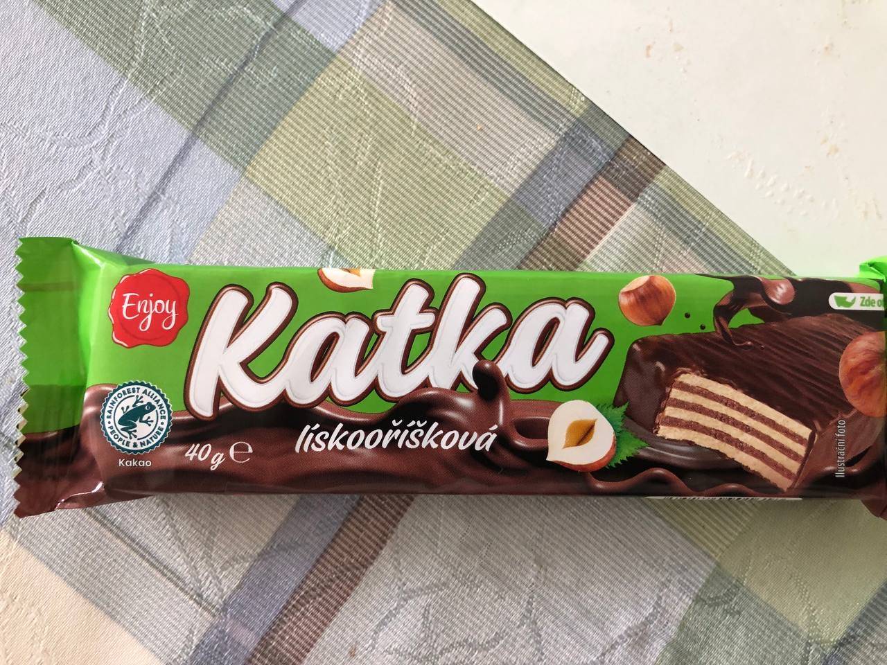 Co znamená černá žába na potravinách?