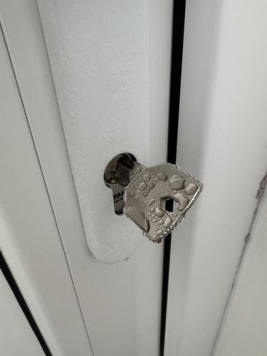 Vlhkost v pronjmu - mokr stropy, plse a spor s majitelem #3