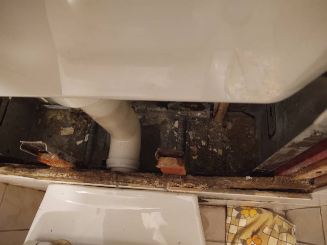 Uren typu WC splachovadla #2