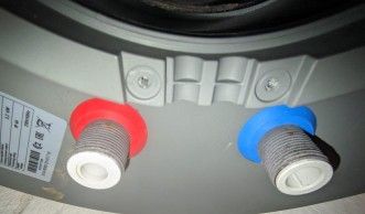 Jaké šroubení na bojler Dražice OKCE