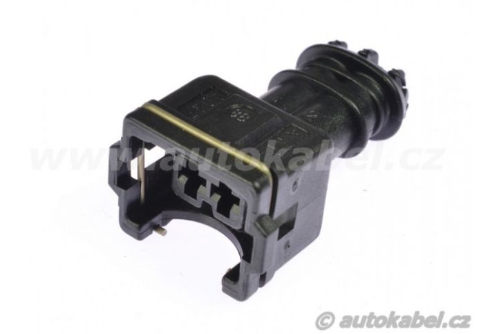 Jak nejlíp sundat pojistnou svorku z konektoru #6