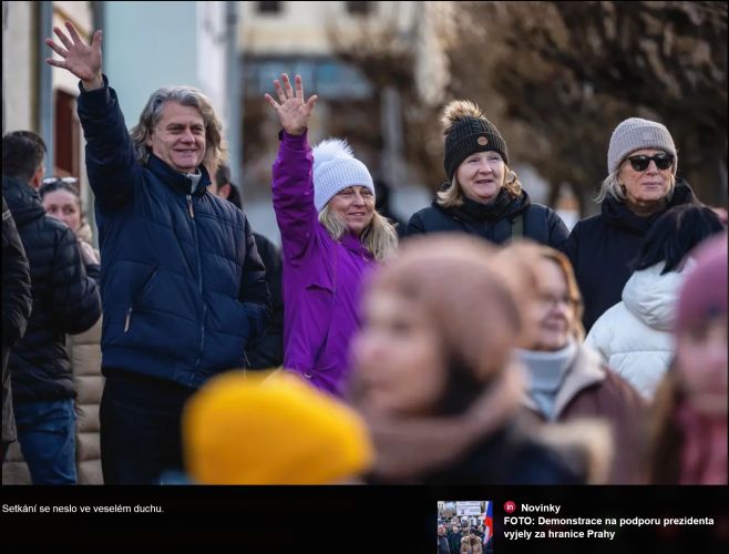 Věříte že budou další demonstrace na podporu prezidenta Pavla? #3