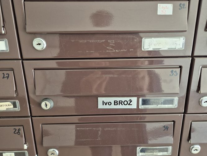 Jak osvětlit vnitřní prostor poštovní schránky? #3