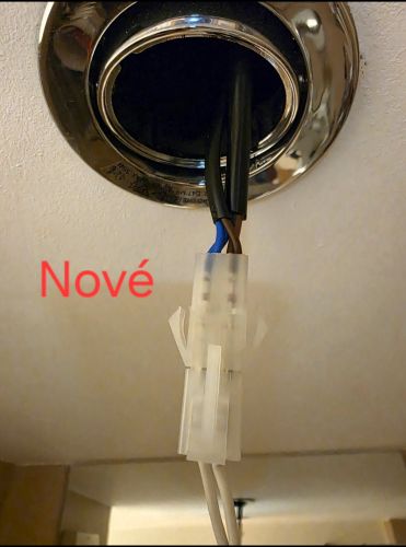 Výměna konektorů bodového osvětlení