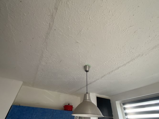 Nahodit strop nebo sádroš?